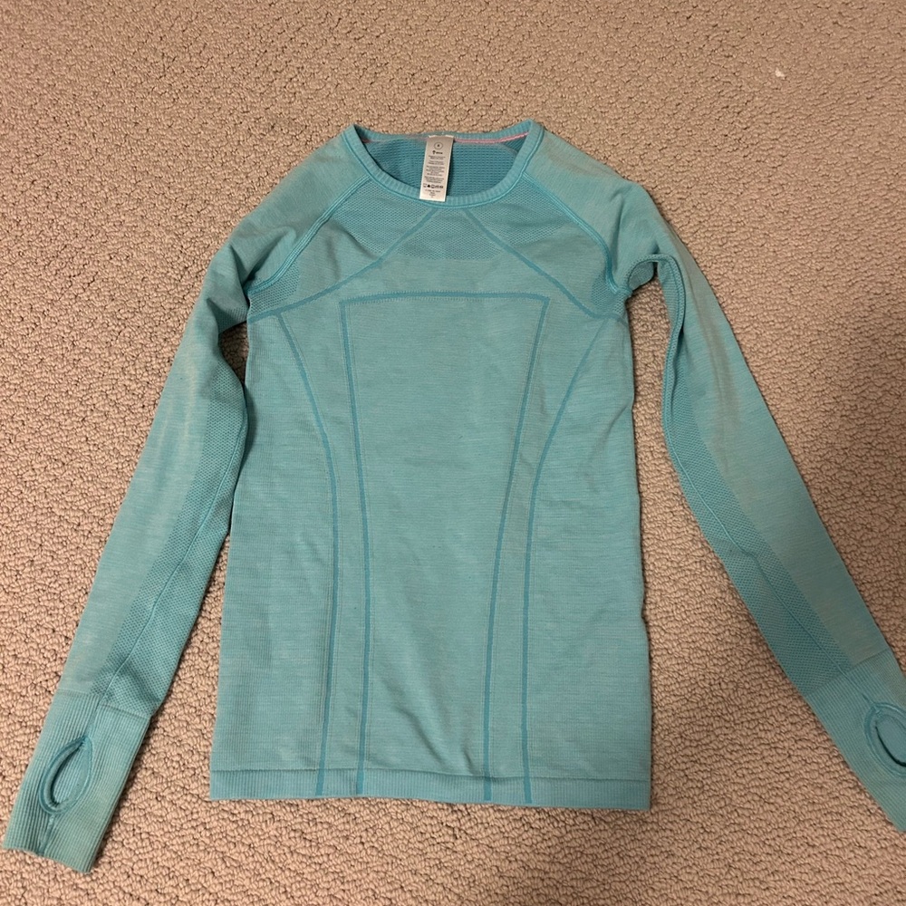 teal ivivva size 8, but fits like a size 0/2